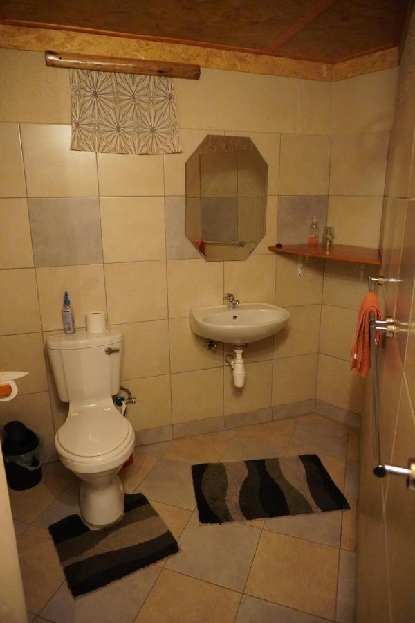 Okahandja Guesthouse Ngoại thất bức ảnh